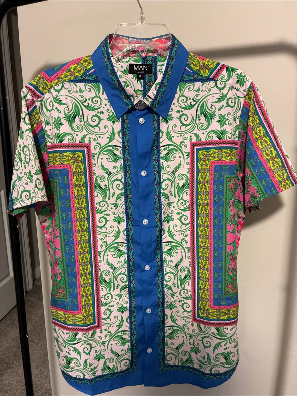 Boohoo Mens Multicolor Baroque Print Short Sleeve Shirt with Blue Trim